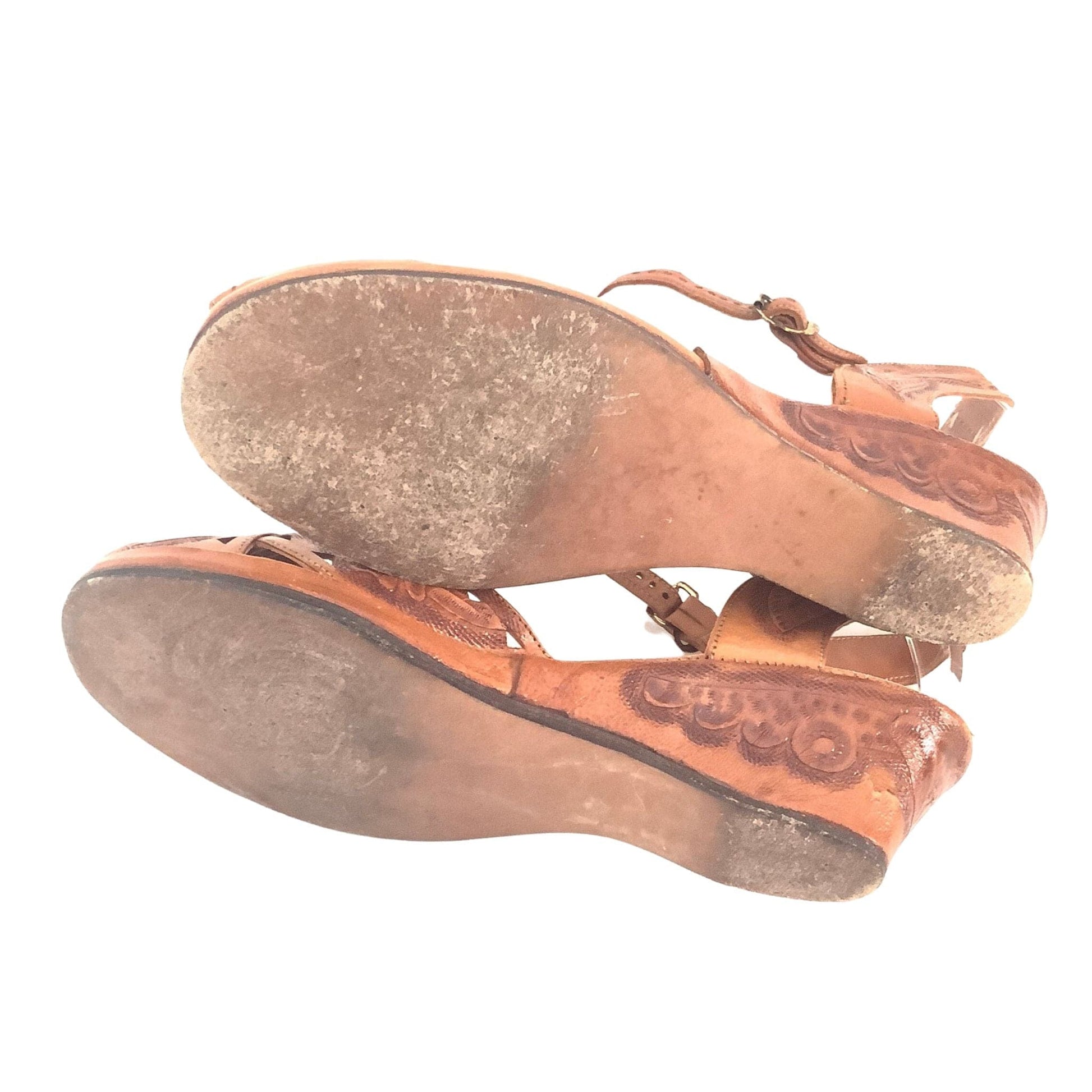 1930s Tooled Leather Sandals 6.5 / Tan / Vintage 1930s