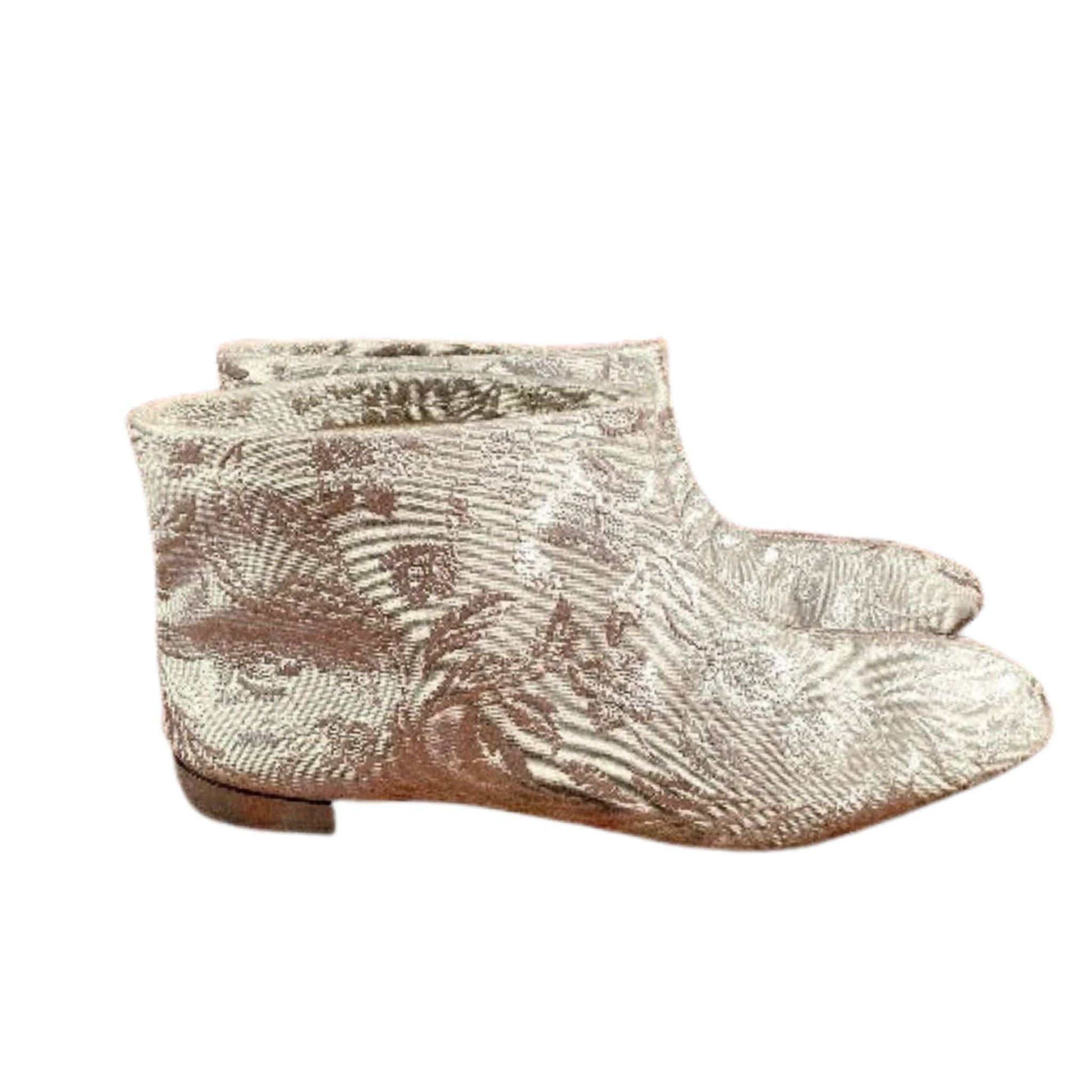 1950s GoGo Booties 7 / Silver / Mod