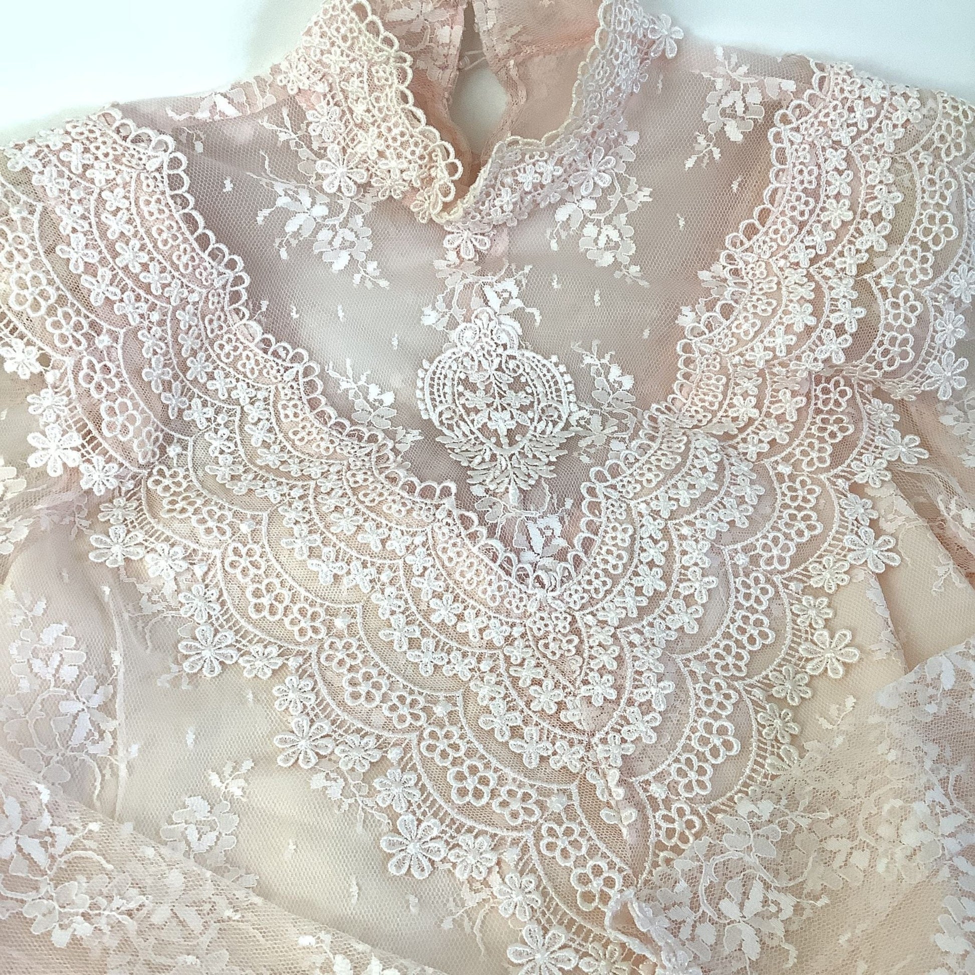 1980s Pink Victorian Lace Top Small / Pink / Vintage 1980s