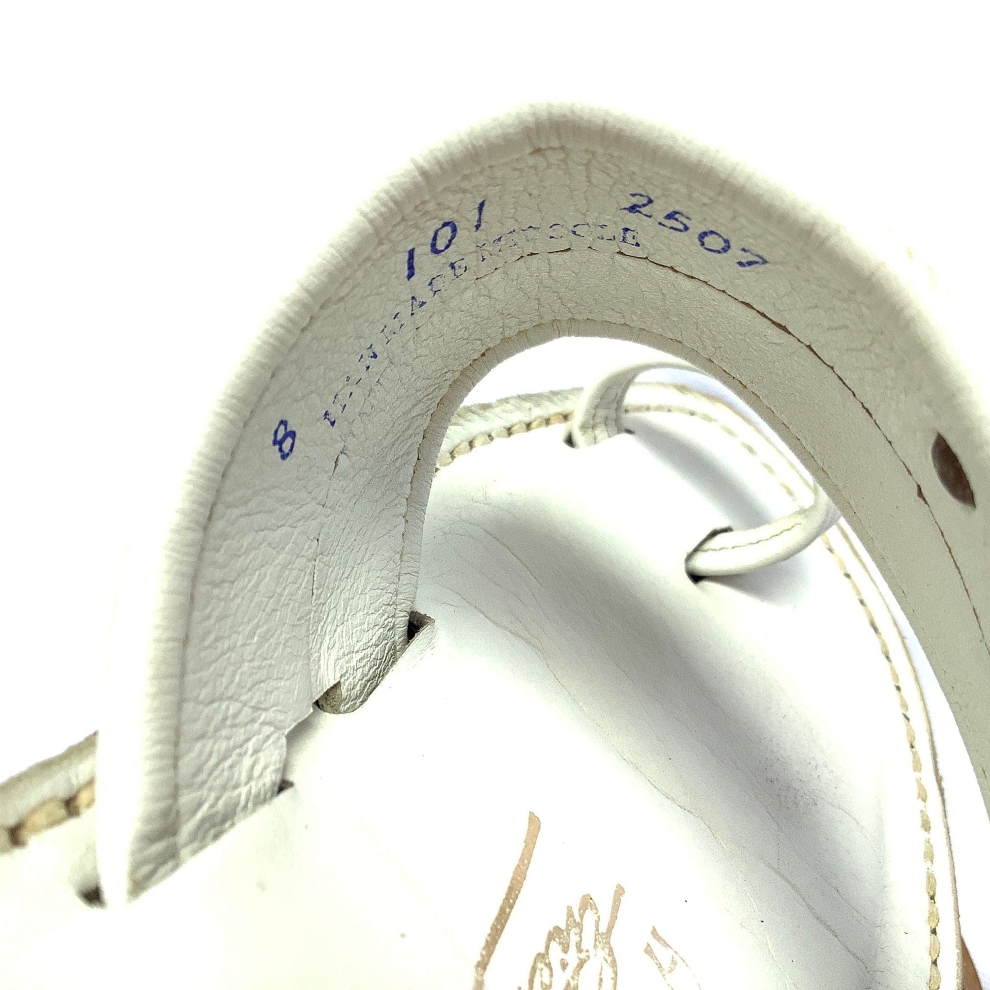 Aigner Toe Ring Sandals