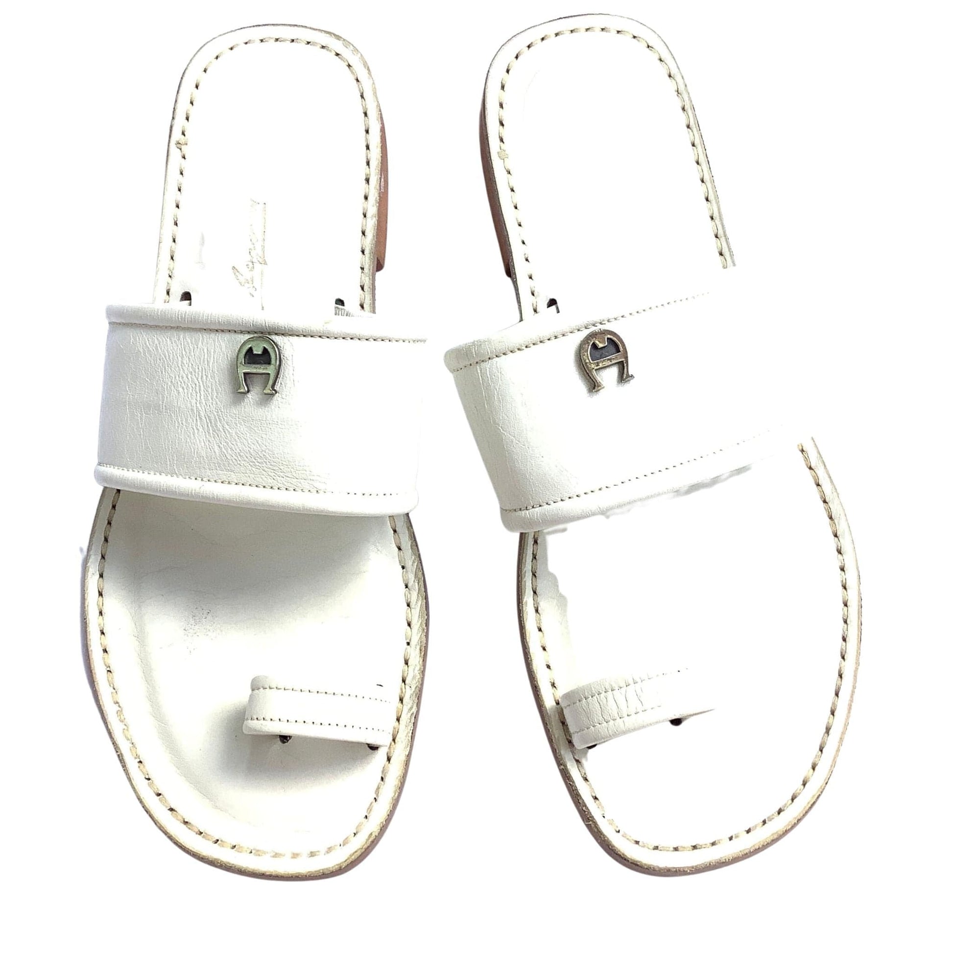 Aigner Toe Ring Sandals