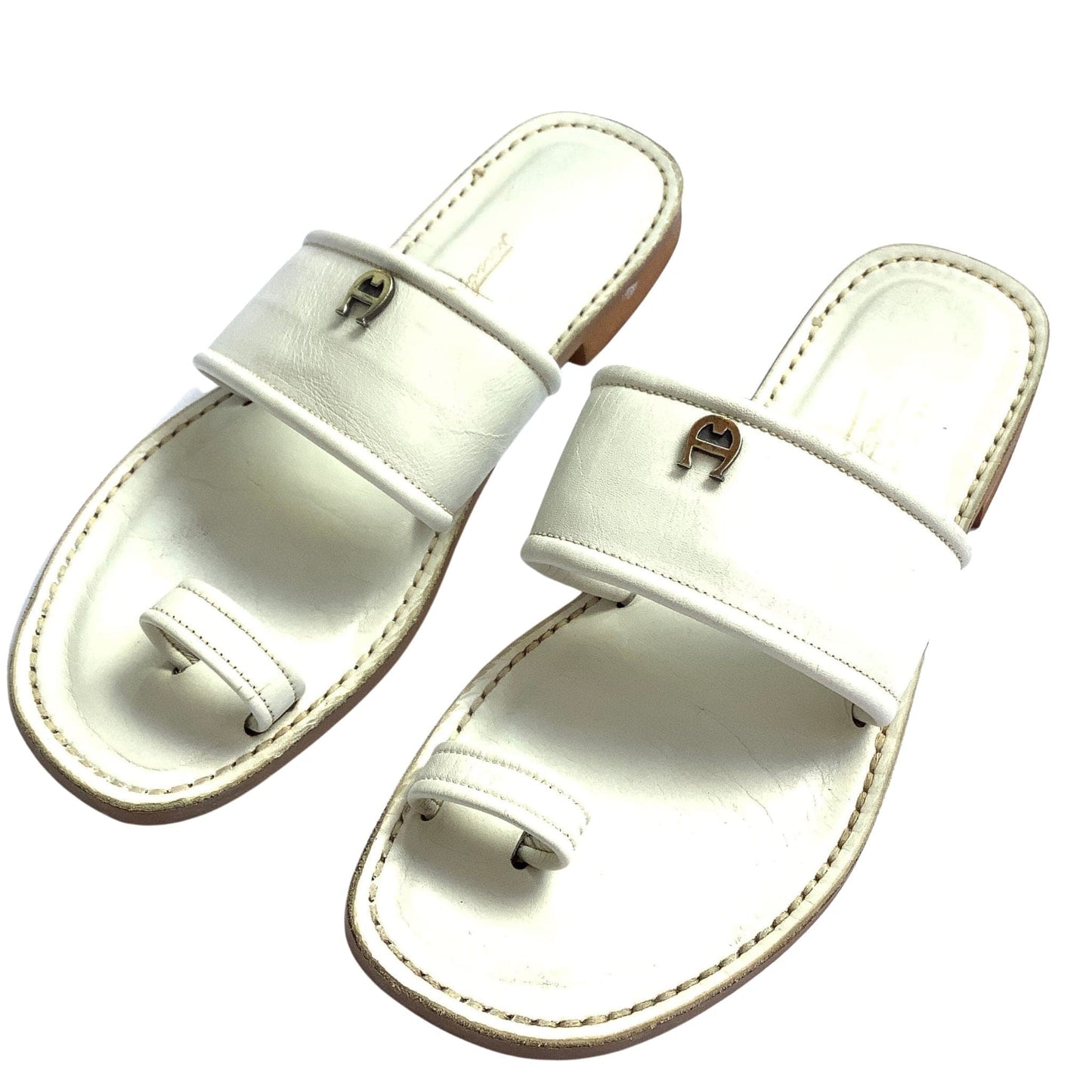 Aigner Toe Ring Sandals
