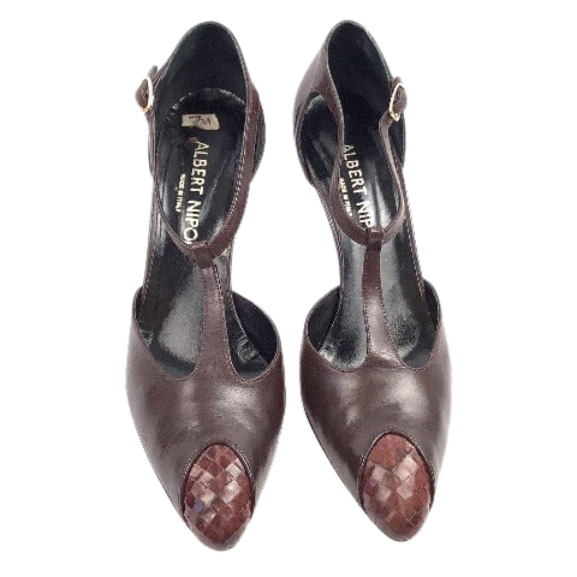 Albert Nipon Brown Heels