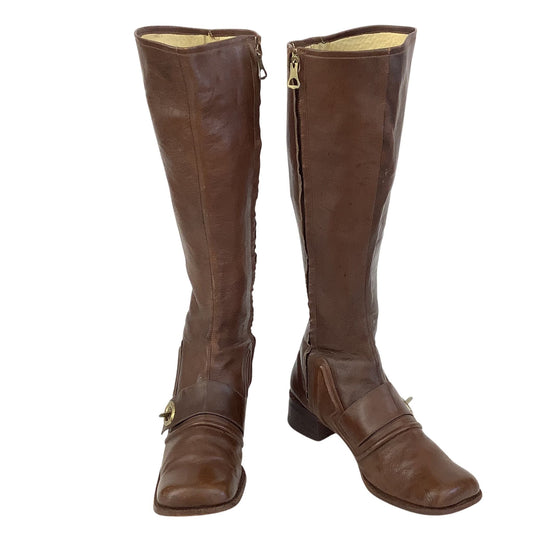 Authentic 1960s Boots