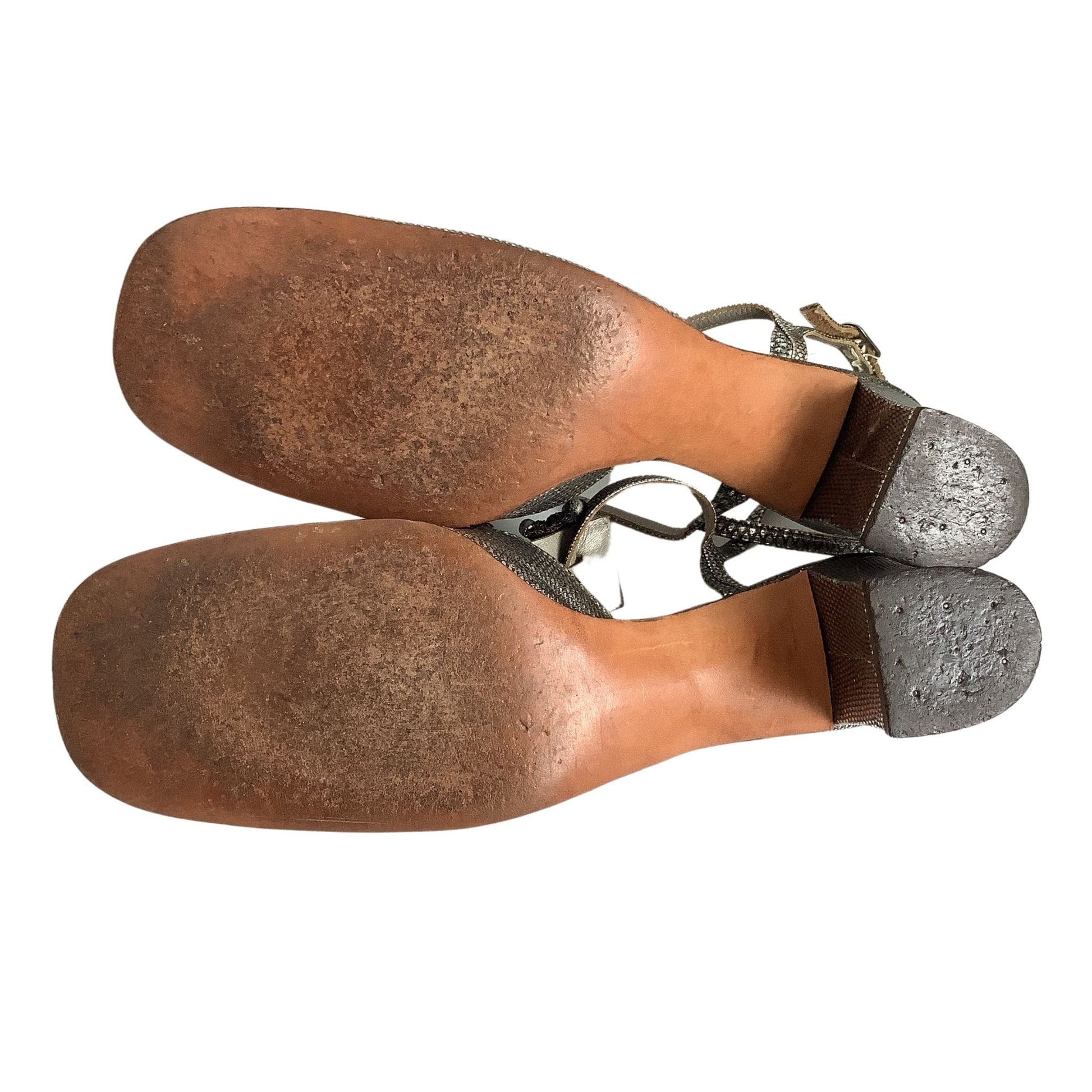 Customcraft Silver Heels