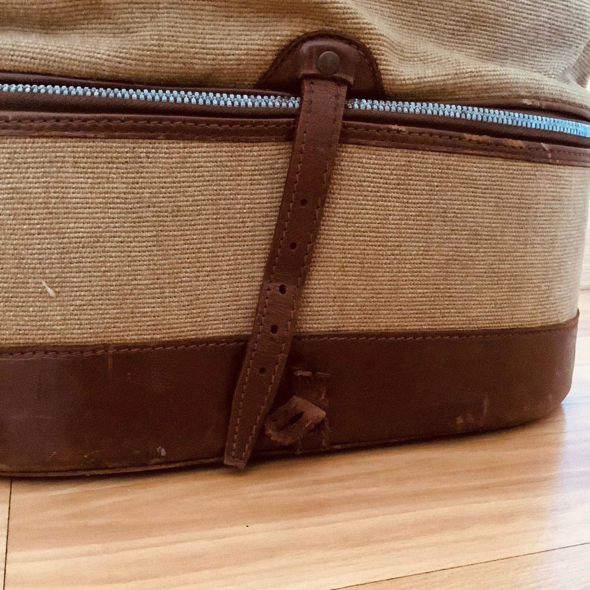 Dinoffer Luggage Travel Bag Tan / Canvas / Vintage 1940s