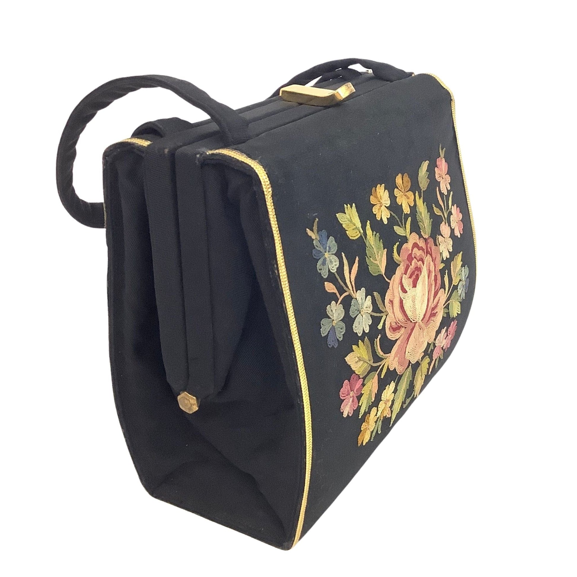 Embroidered Pichel Purse