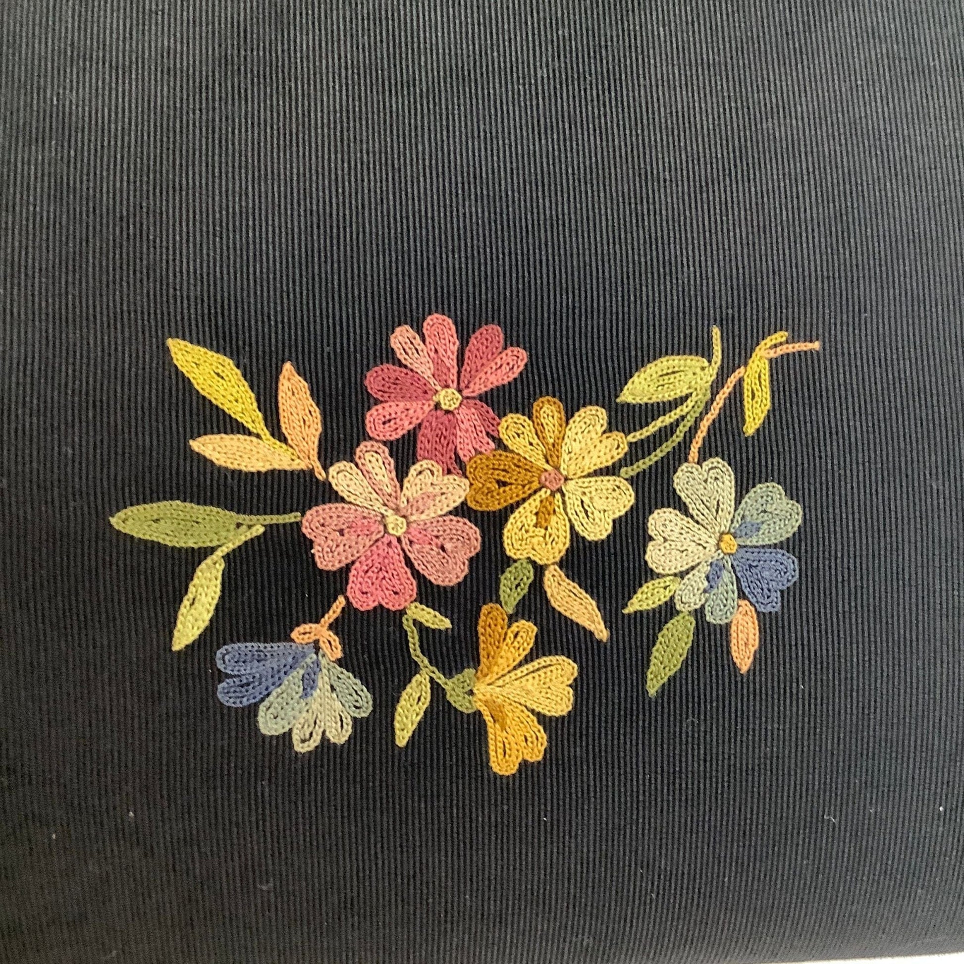 Embroidered Pichel Purse