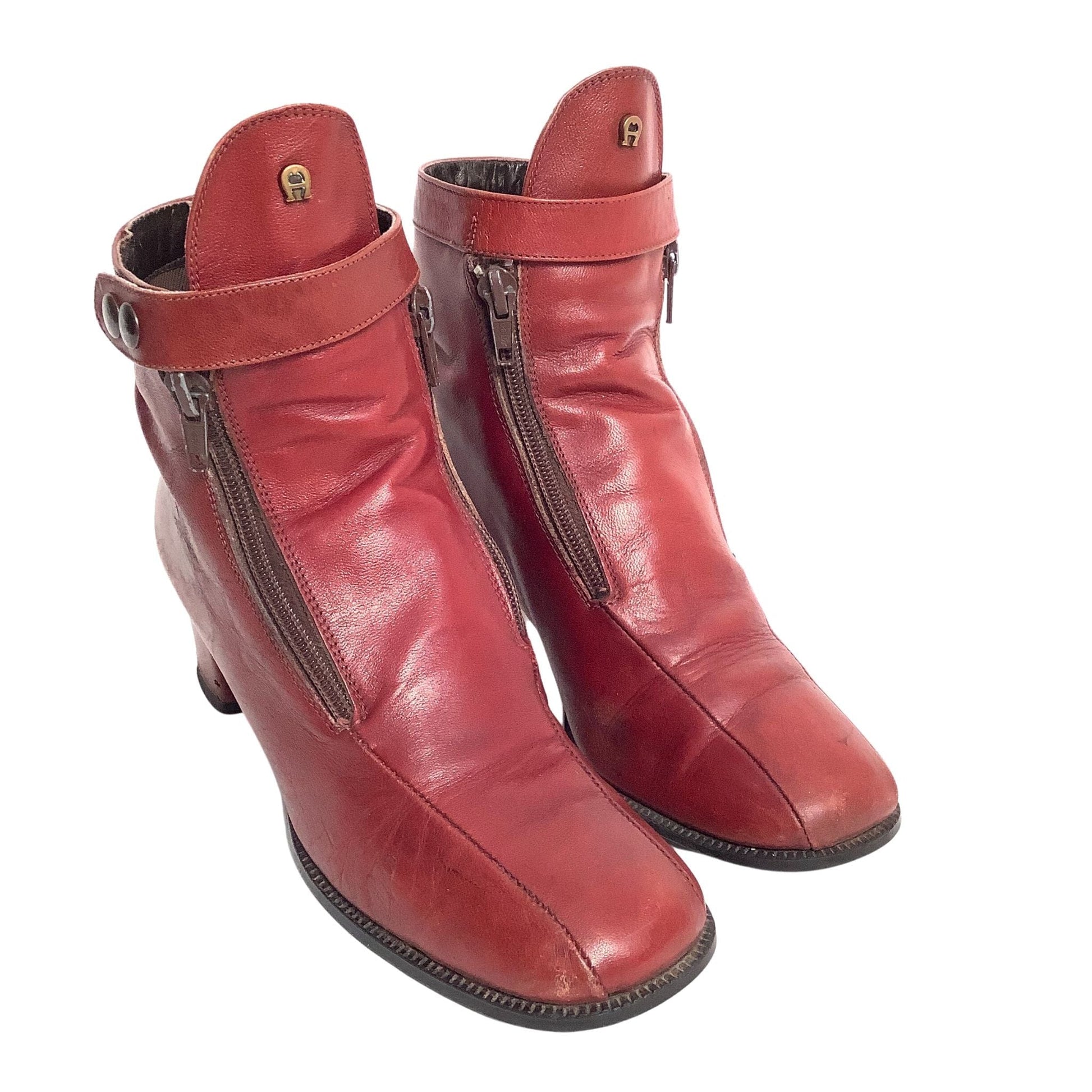 Etienne Aigner Booties
