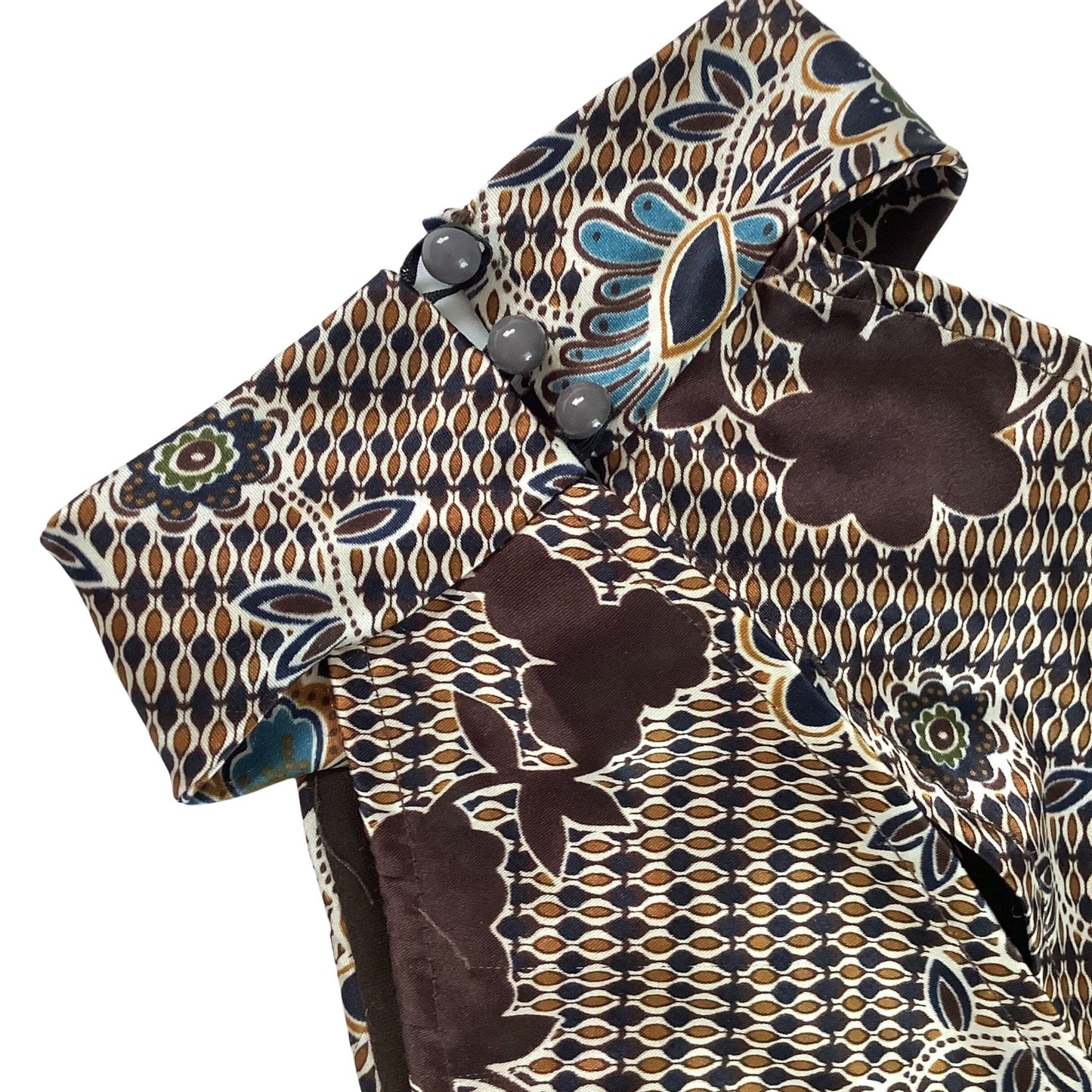 Vintage Keyhole Halter Top - 1970s Summer Fashion