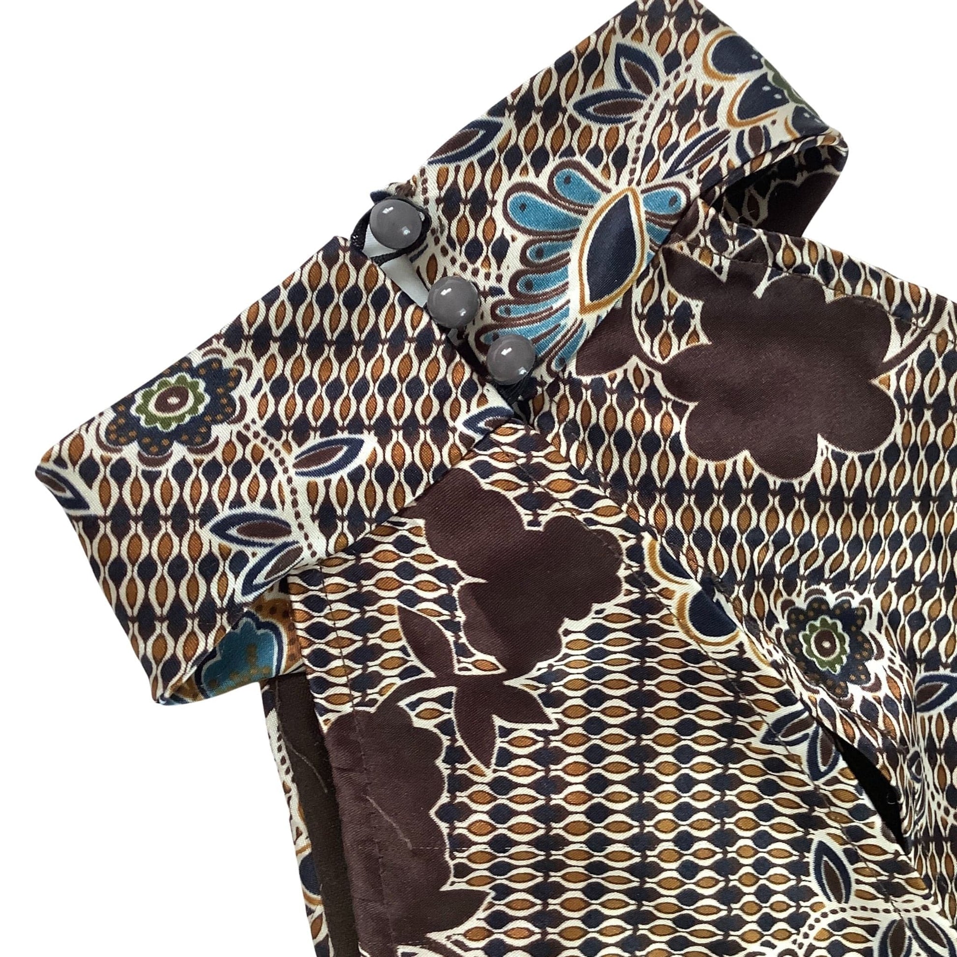 Vintage Keyhole Halter Top - 1970s Summer Fashion