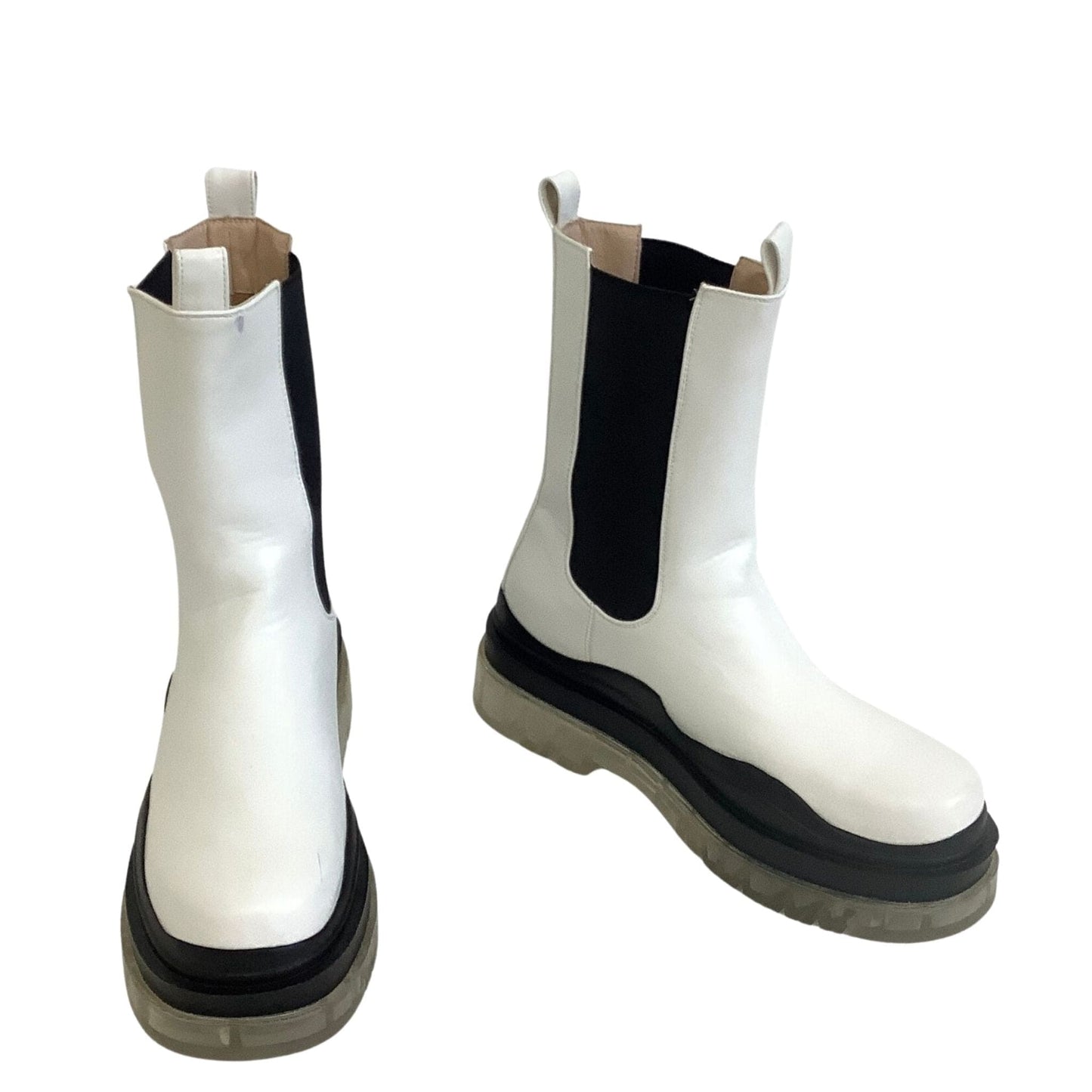 Lug Sole Azalea Boots 7 / B&W / Y2K - Now