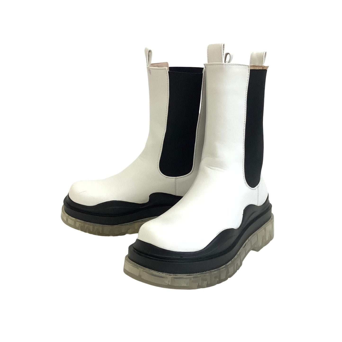 Lug Sole Azalea Boots 7 / B&W / Y2K - Now