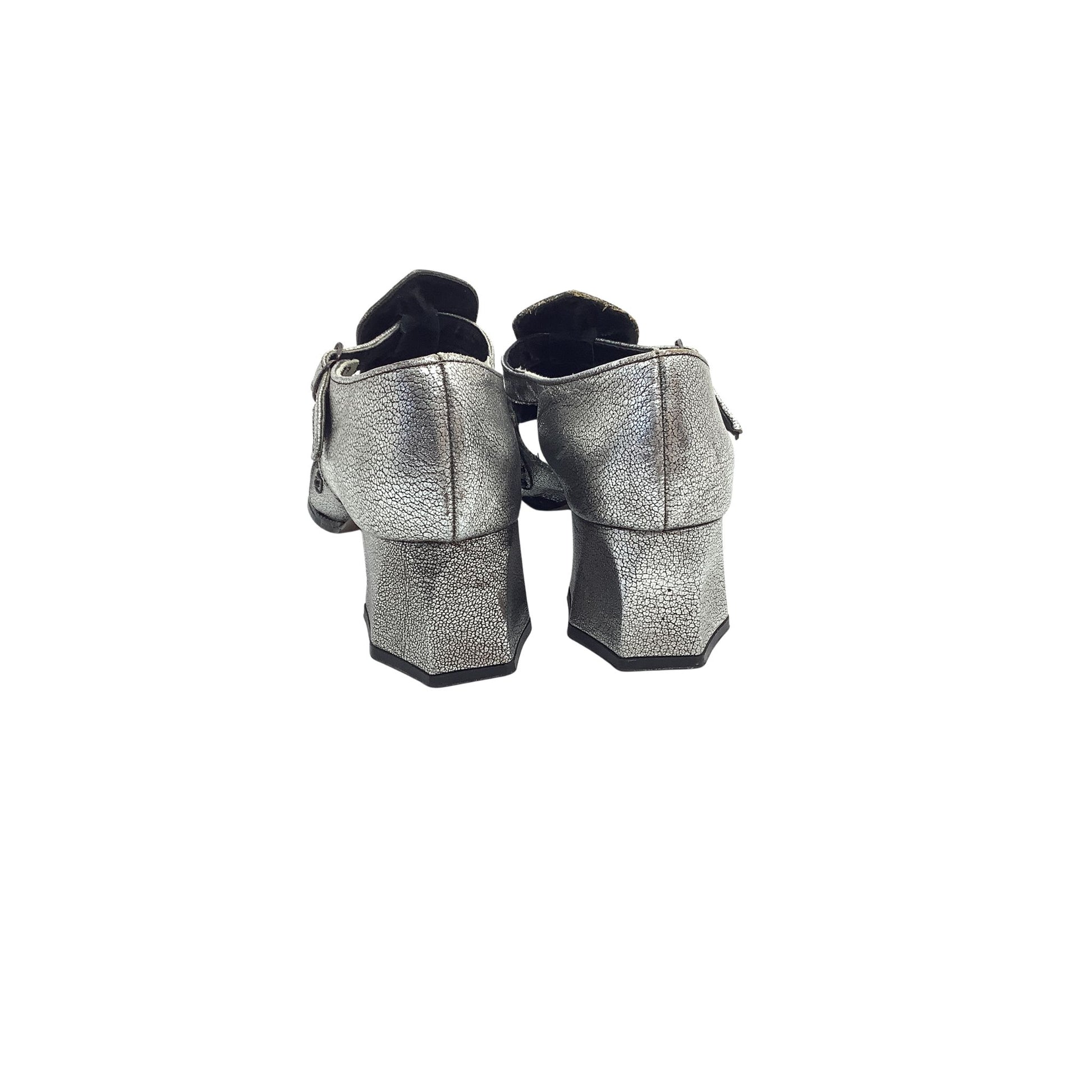 Vintage Sbicca Heels in Metallic Silver back view