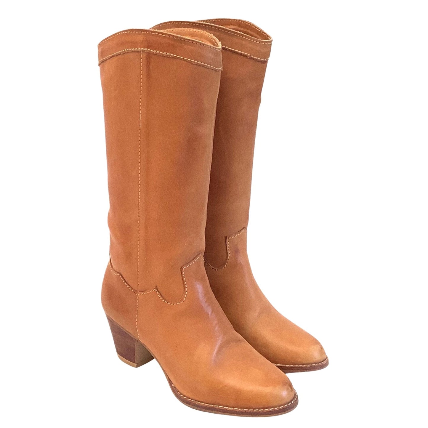 Minimalist Western Boots