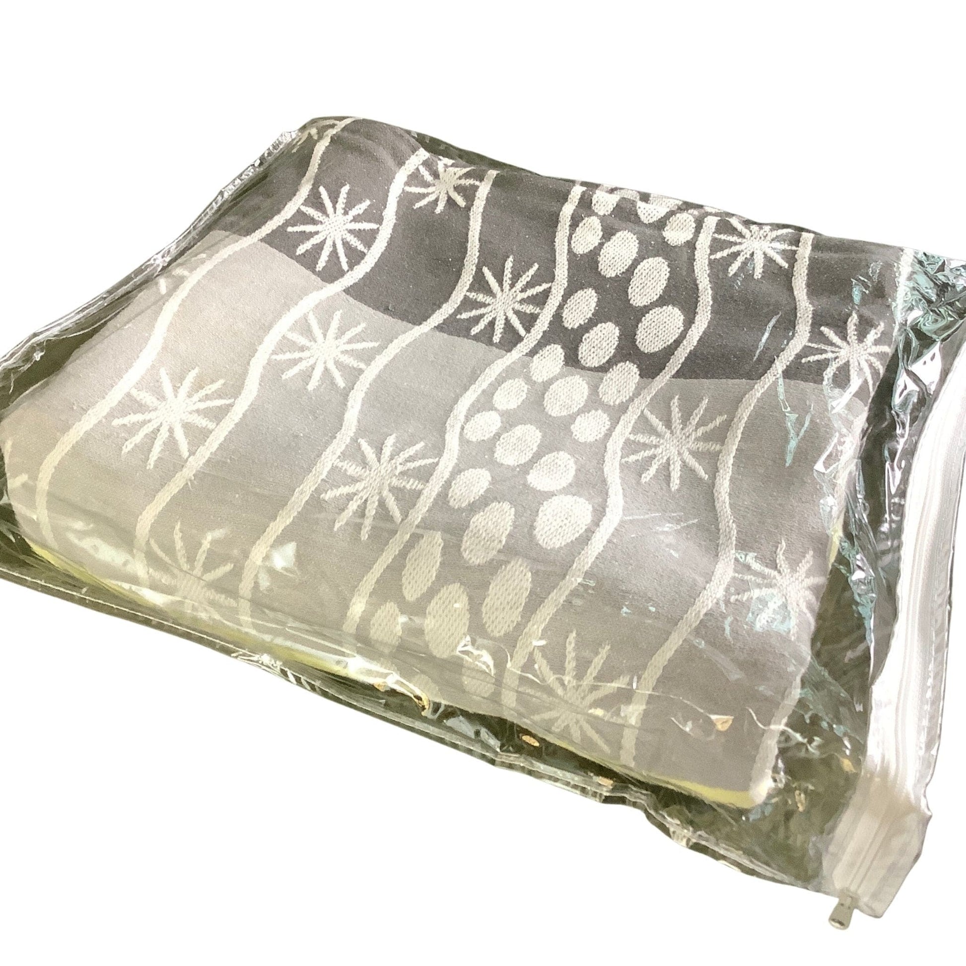 Atomic Geometric Bedspread