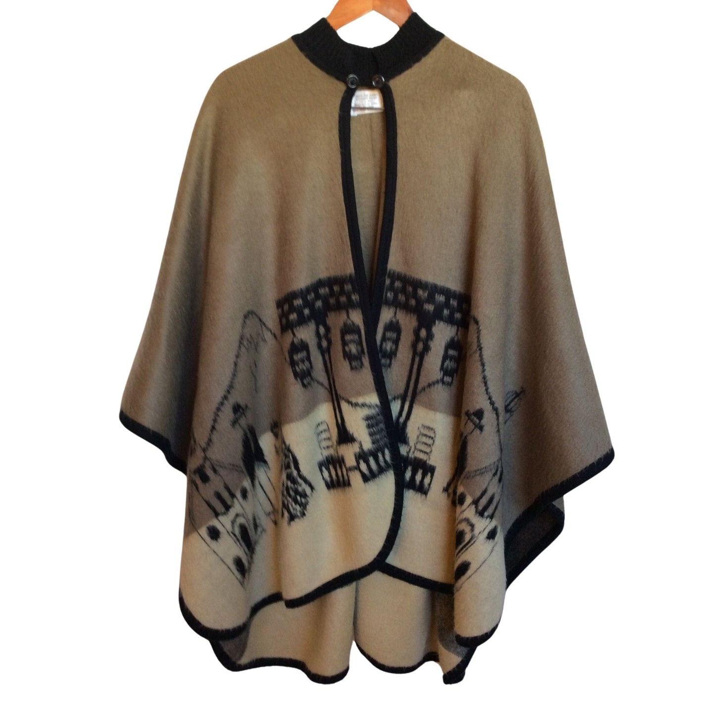 Novelty Wool Poncho OS / Wool / Vintage 1980s