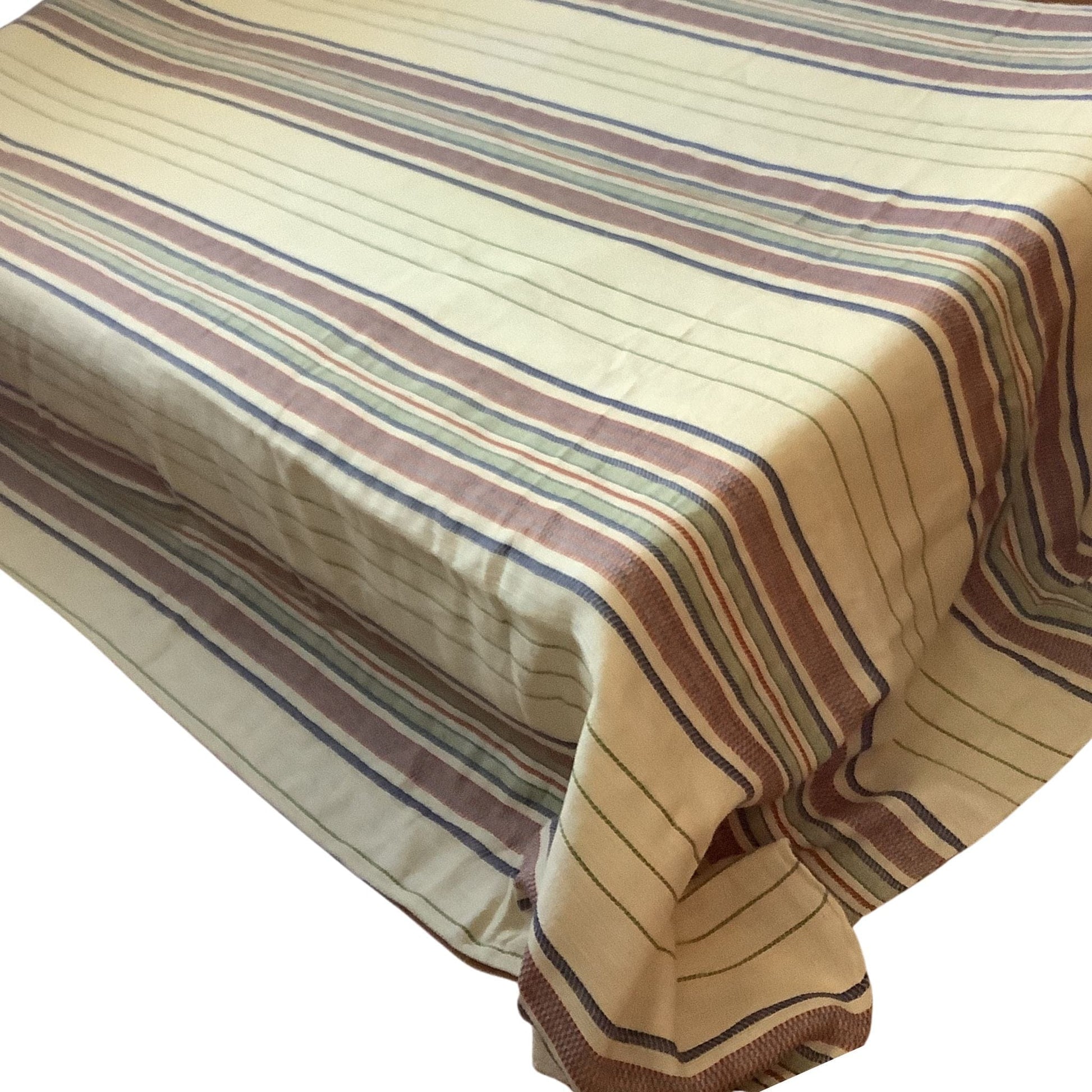 Old Stock Nantucket Bedspread Multi / Cotton / Classic
