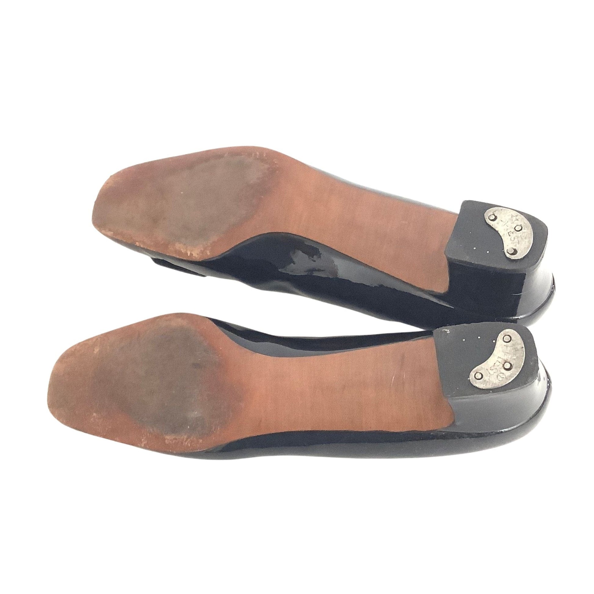 Palizzio Low Heel Pumps