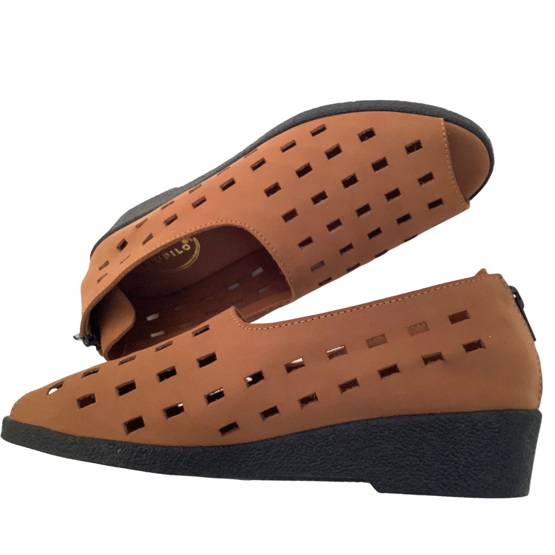 Pupilo Flat Heel Shoes