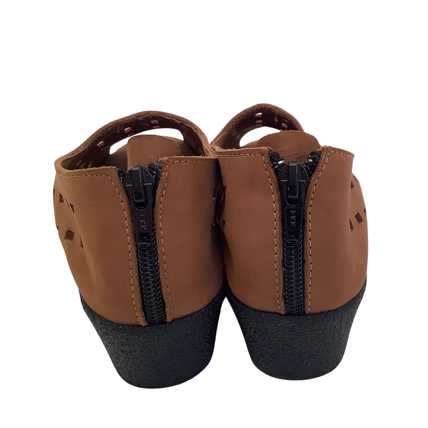 Pupilo Flat Heel Shoes