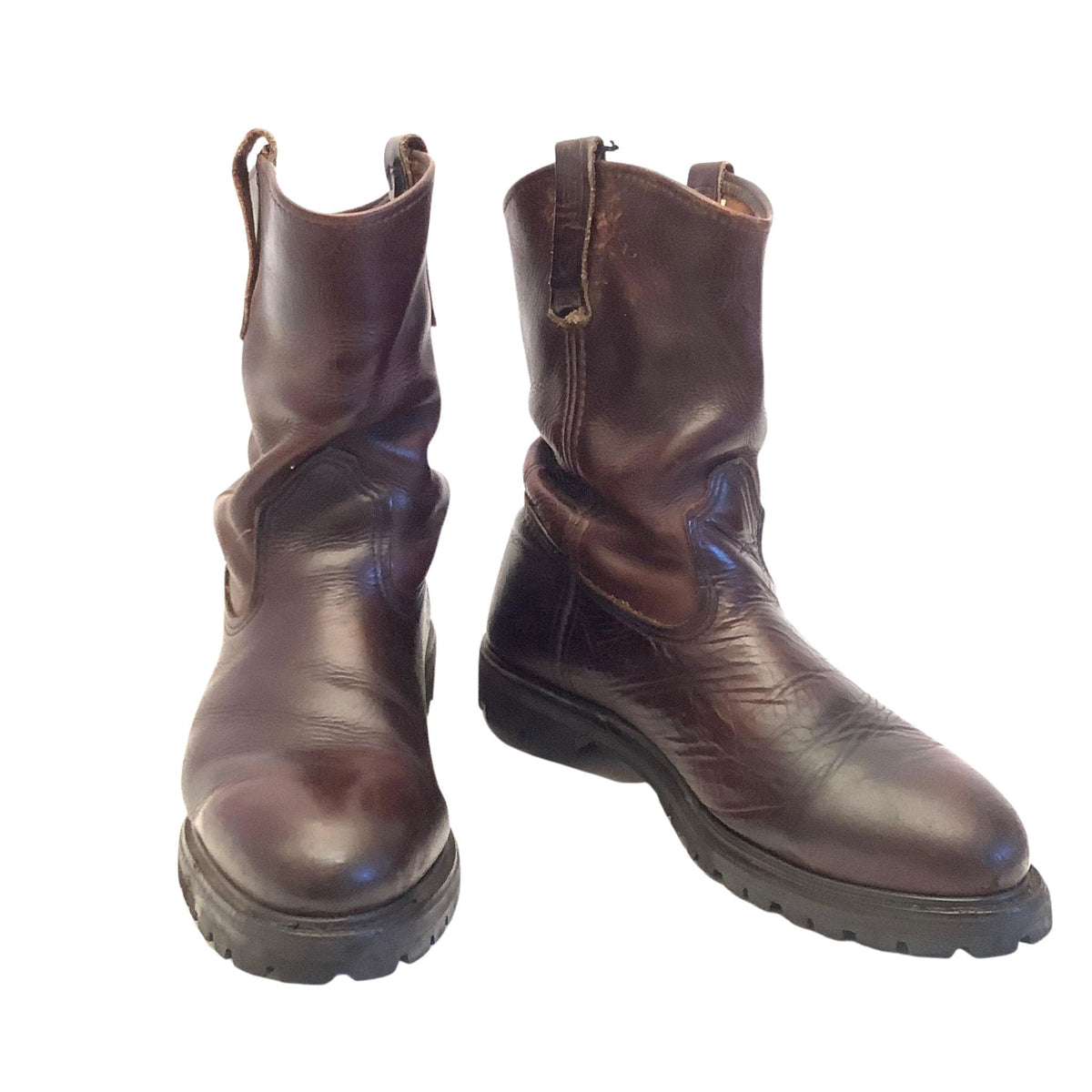 red-wing-work-boots-973415299.  display picture 1