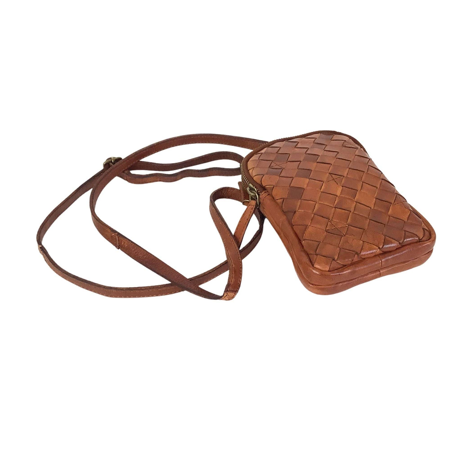 Vilenca Crossbody Bag