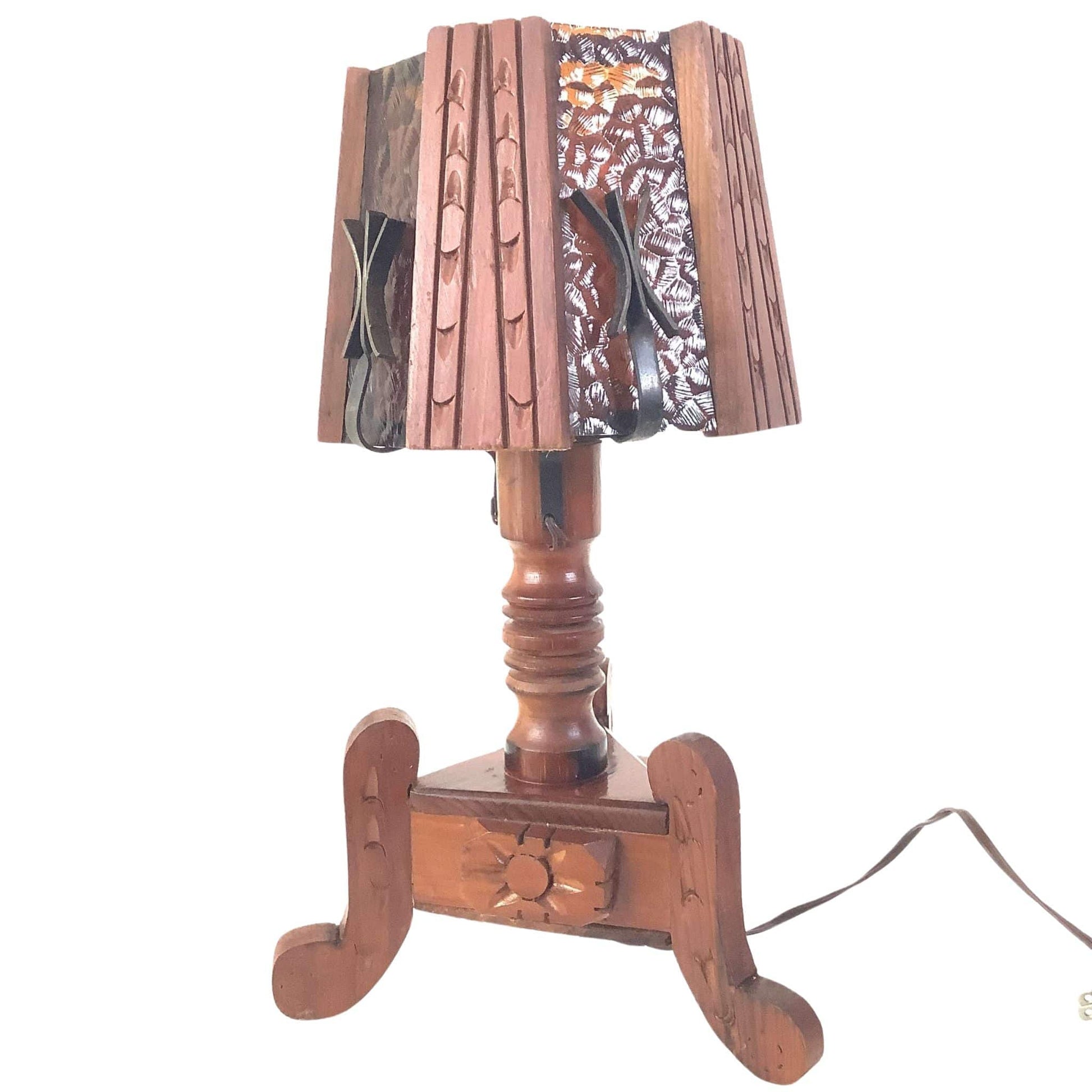 Vintage Arts & Crafts Lamp