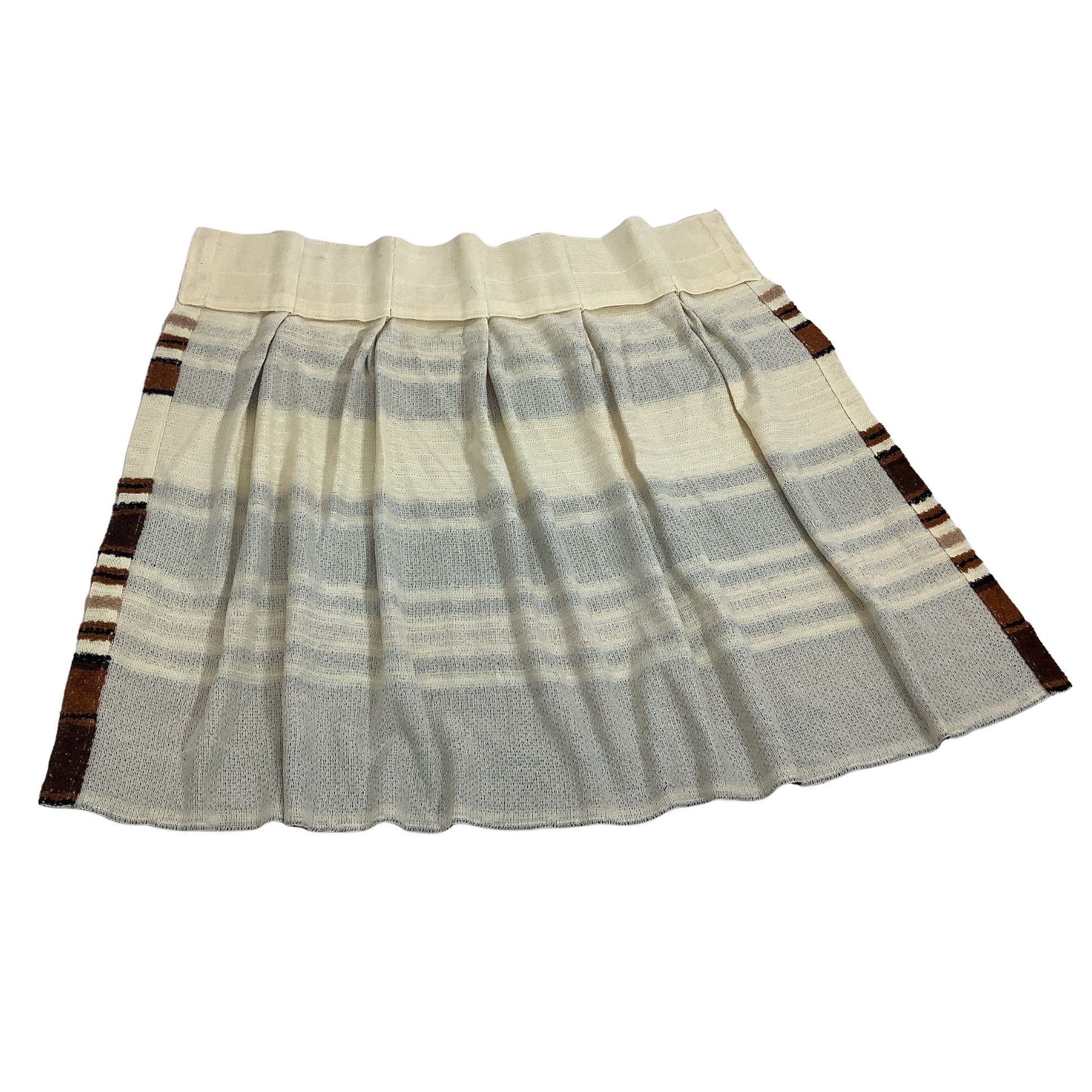 Back view of cafe curtain with horizontal stripes in beige with brown stripes