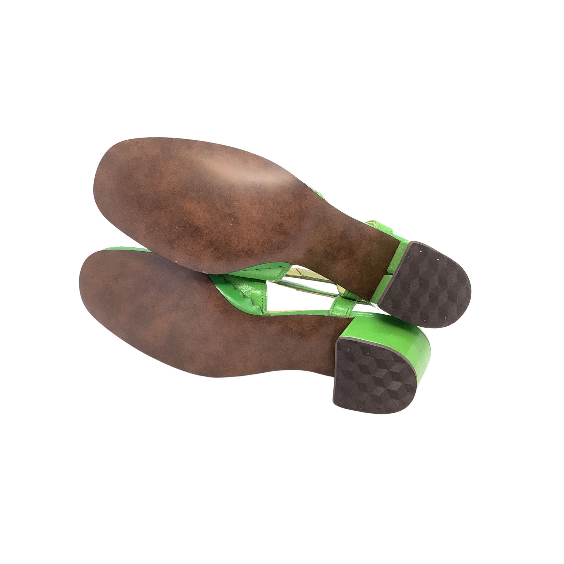 Vintage 1970s Citations green slingbacks, sole view, deadstock condition. Made in the USA