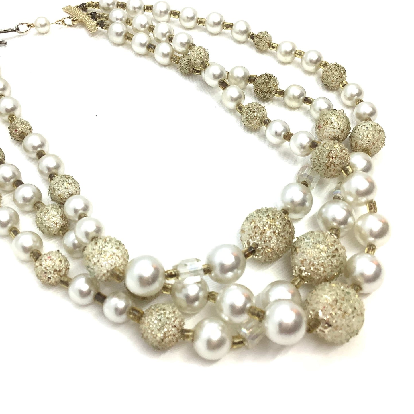 Old Frost Pearl Necklace