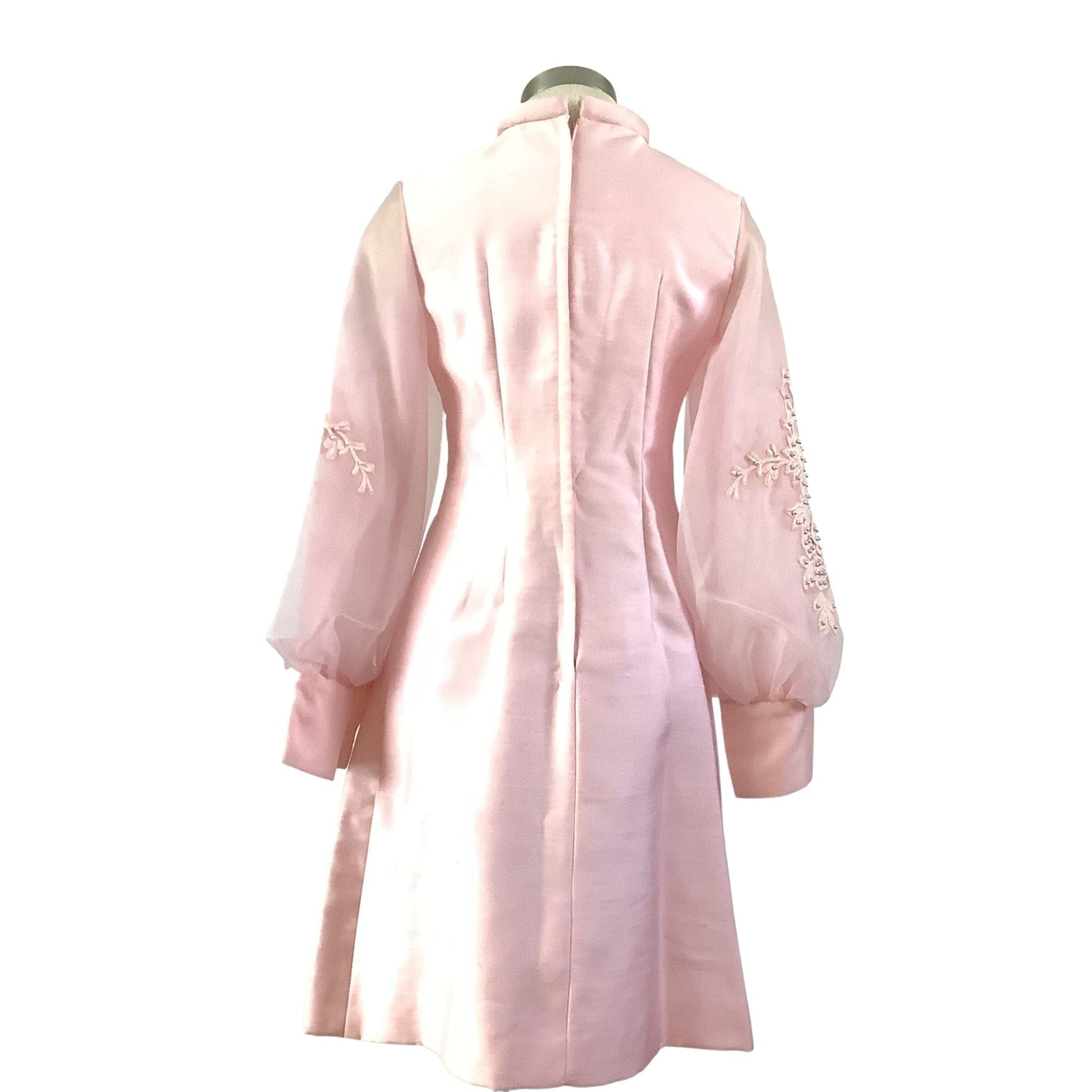 pink gogo dress Amazon.com: UNDERWRAPS 60s Pink Gogo Dress