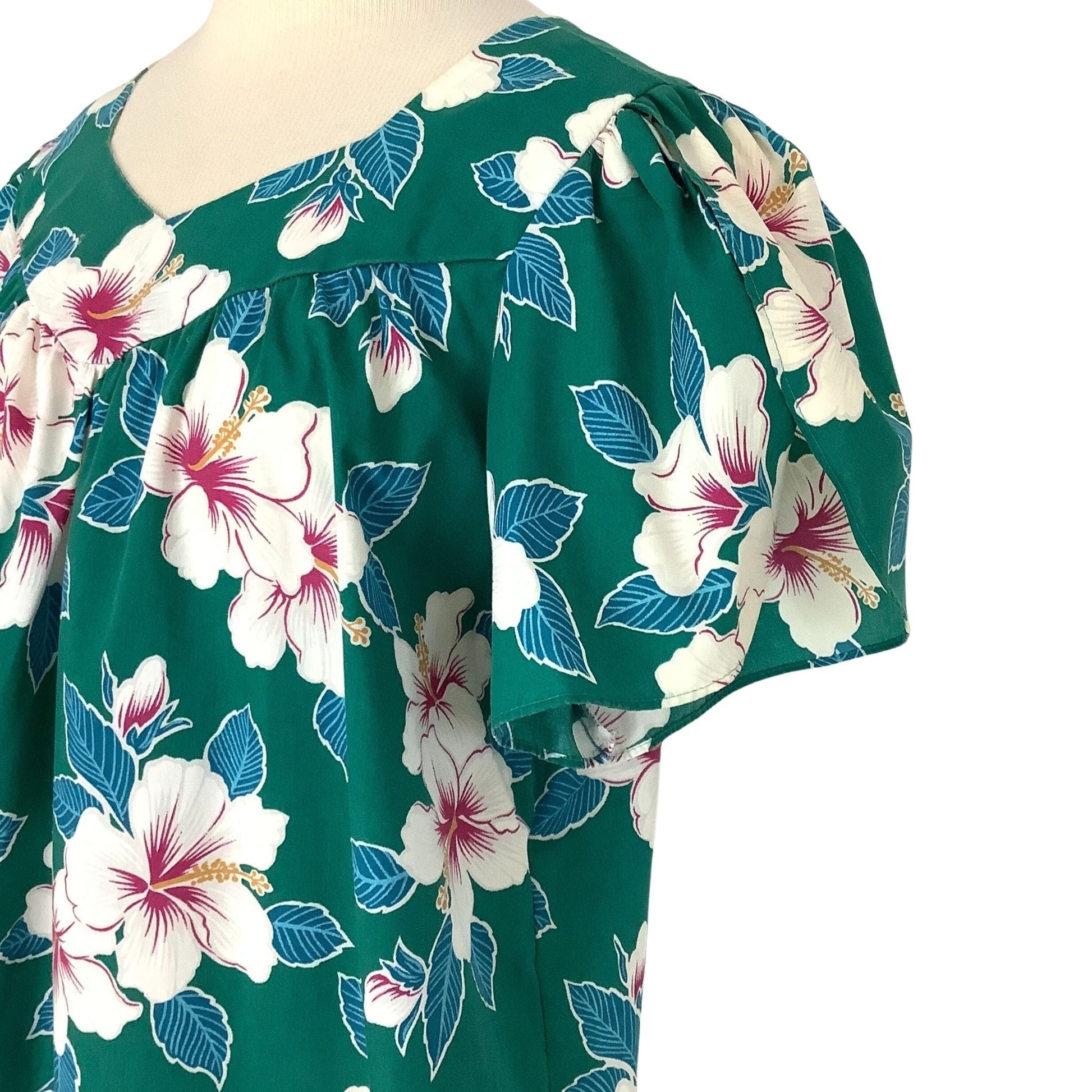 Vintage Hawaiian Muumuu