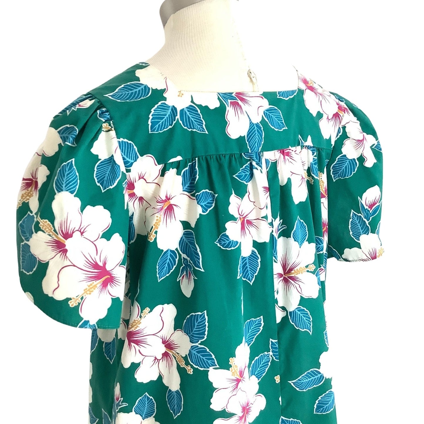 Vintage Hawaiian Muumuu